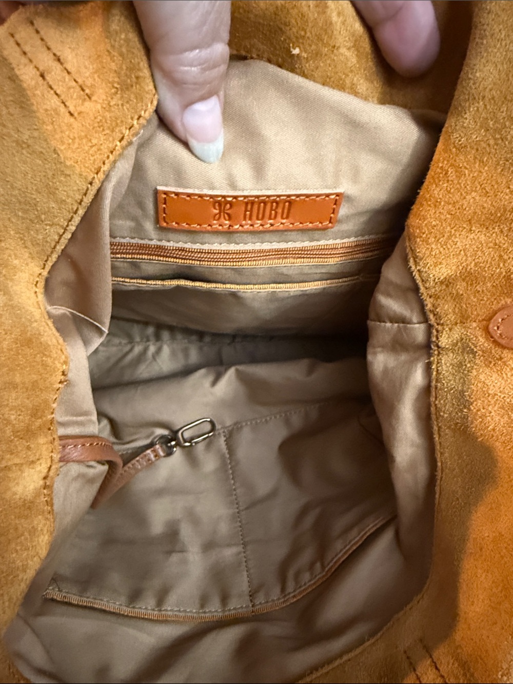 NWT HOBO International Tripp Tote Bag - Picture 4 of 6